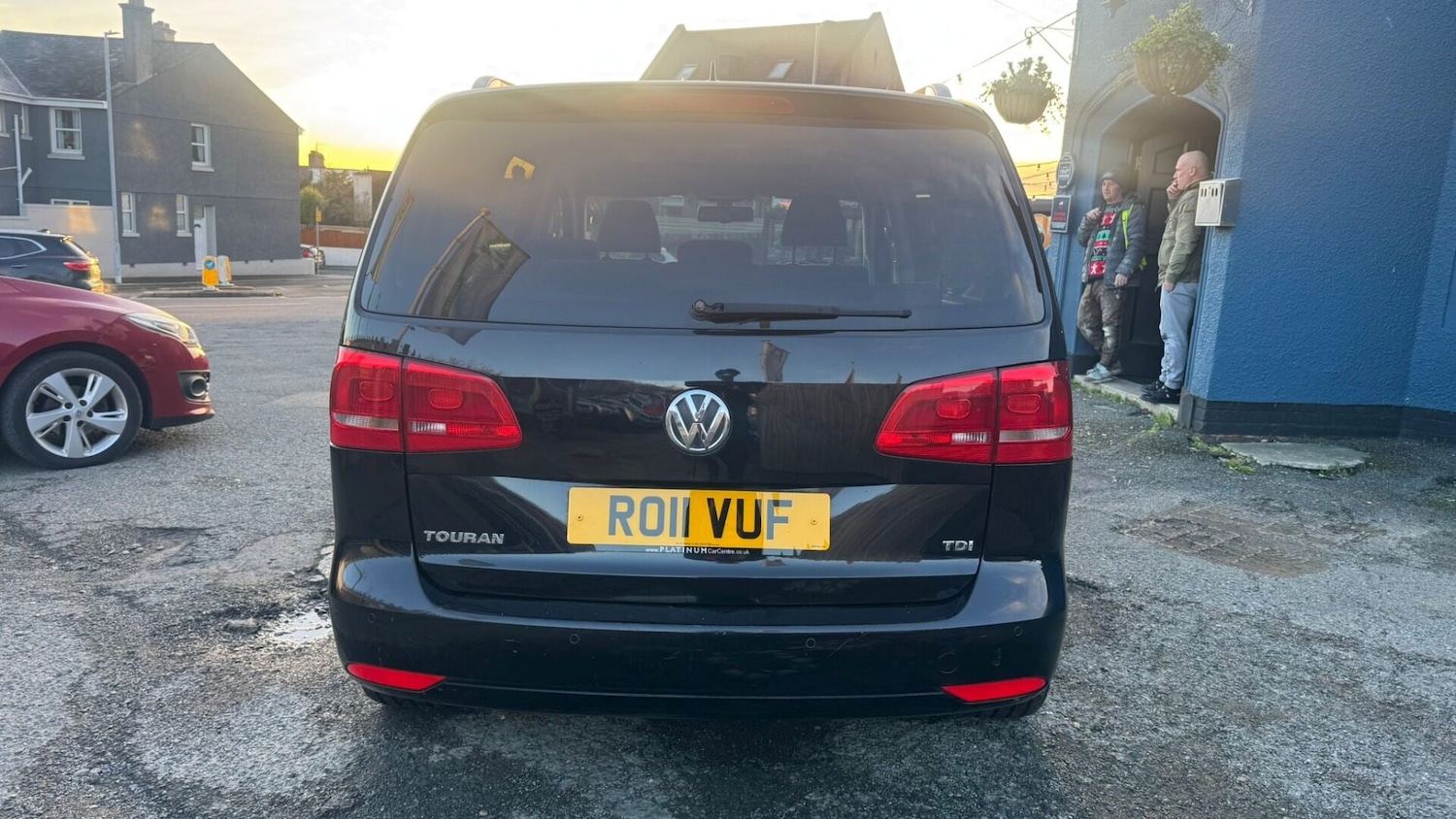 Used Volkswagen Touran 2011 for sale - 76555311: Photo 4