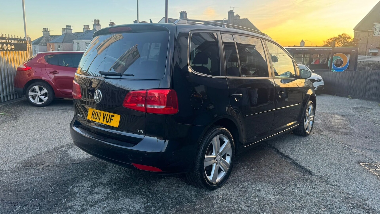 Used Volkswagen Touran 2011 for sale - 76555311: Photo 5