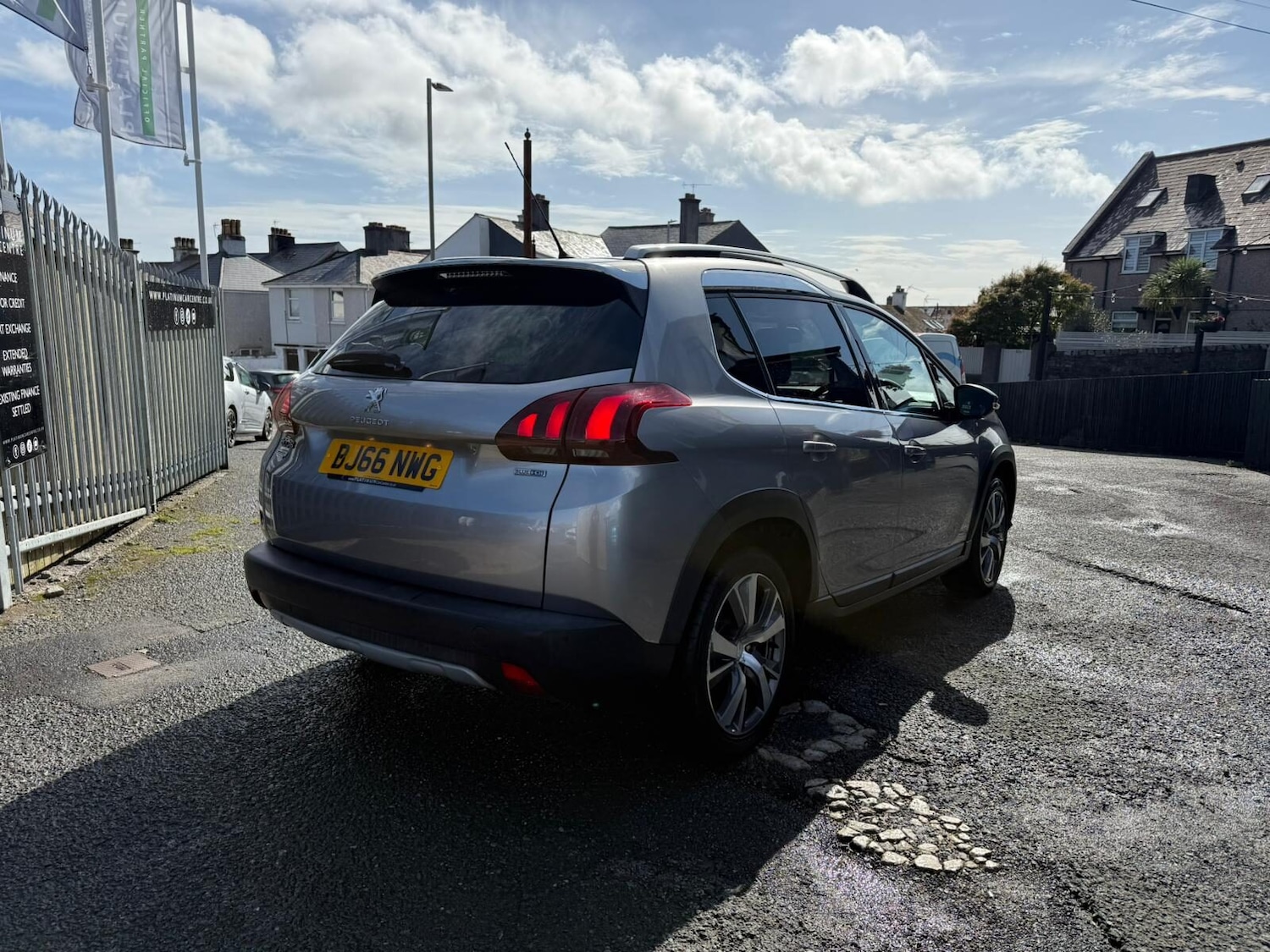 Used Peugeot 2008 2016 for sale - 76598519: Photo 9