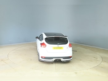 Used Ford Focus 2015 for sale - 78095676: Photo