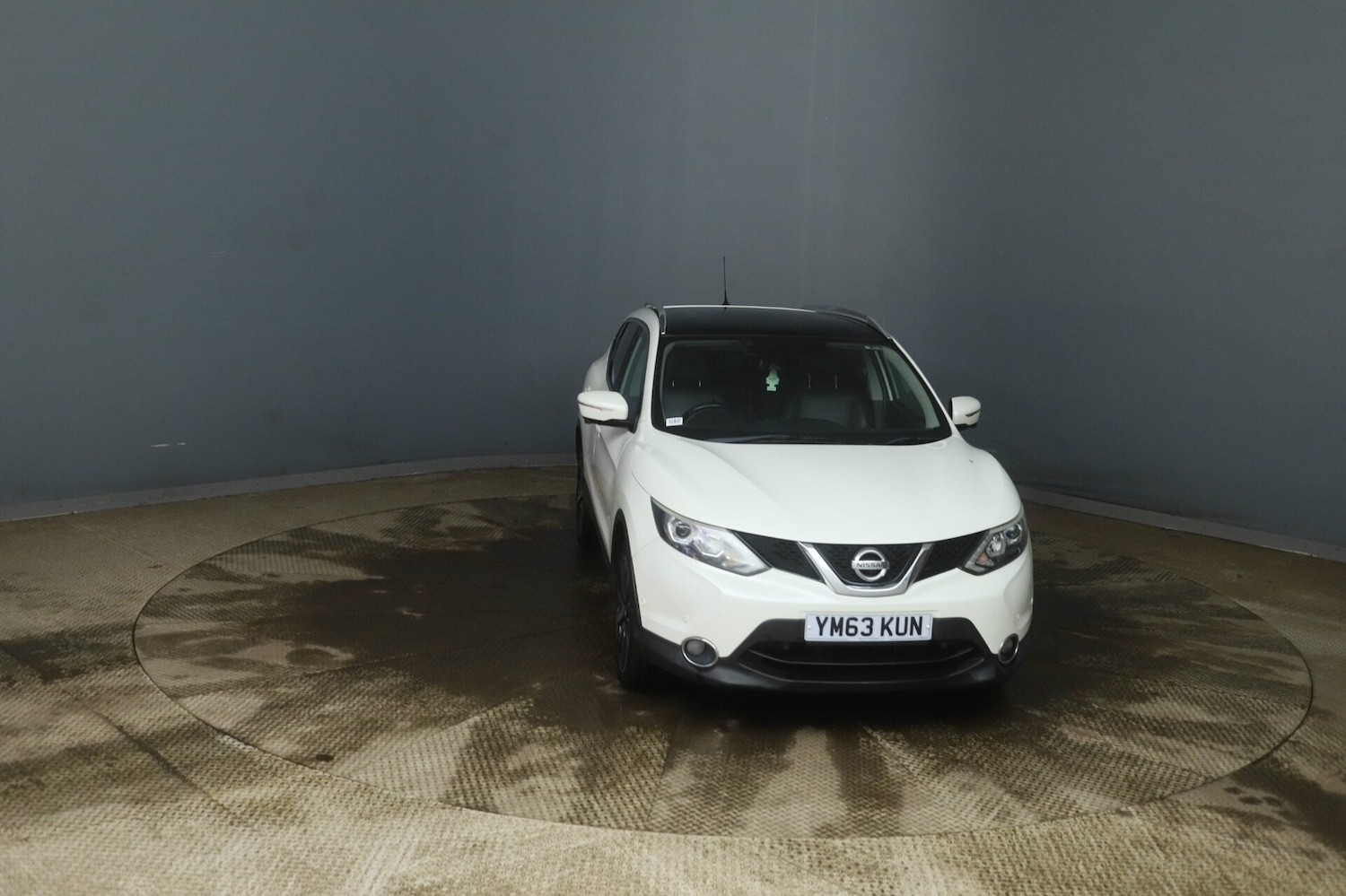 Used Nissan Qashqai 2014 for sale - 76969854: Photo 2