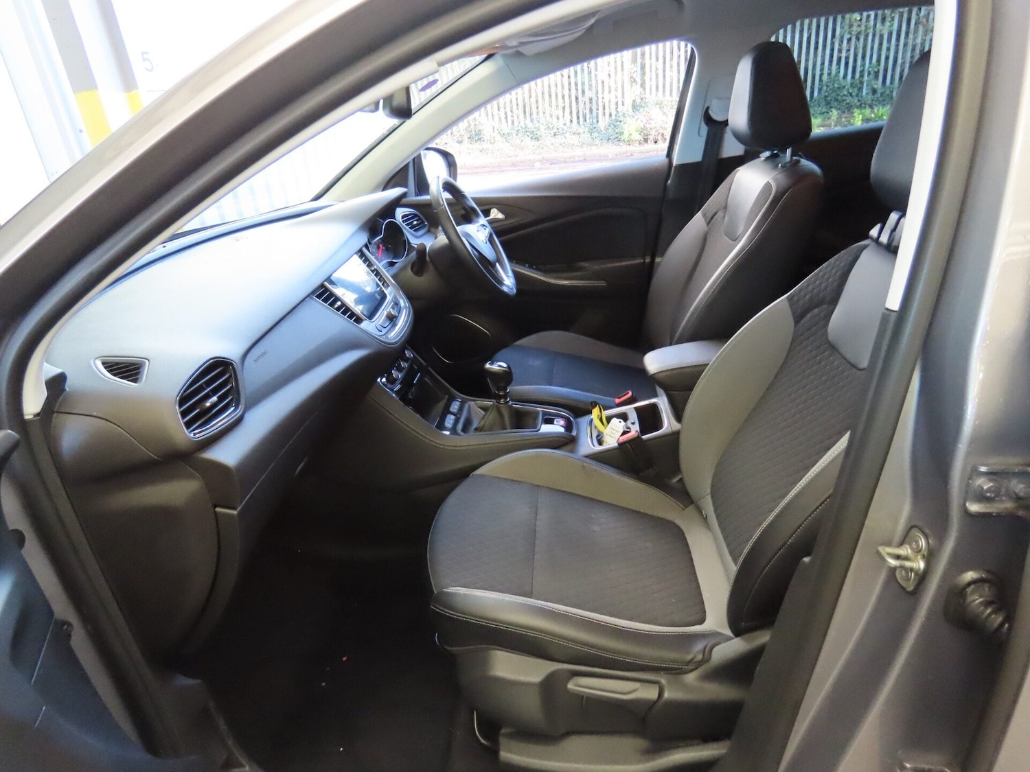 Used Vauxhall Grandland X 2018 for sale - 77947188: Photo 10