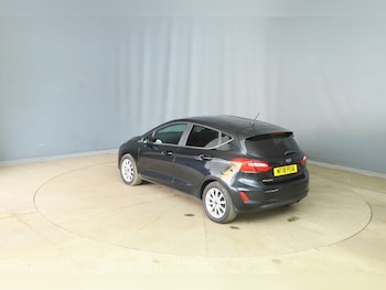 Used Ford Fiesta 2018 for sale - 78343567: Photo