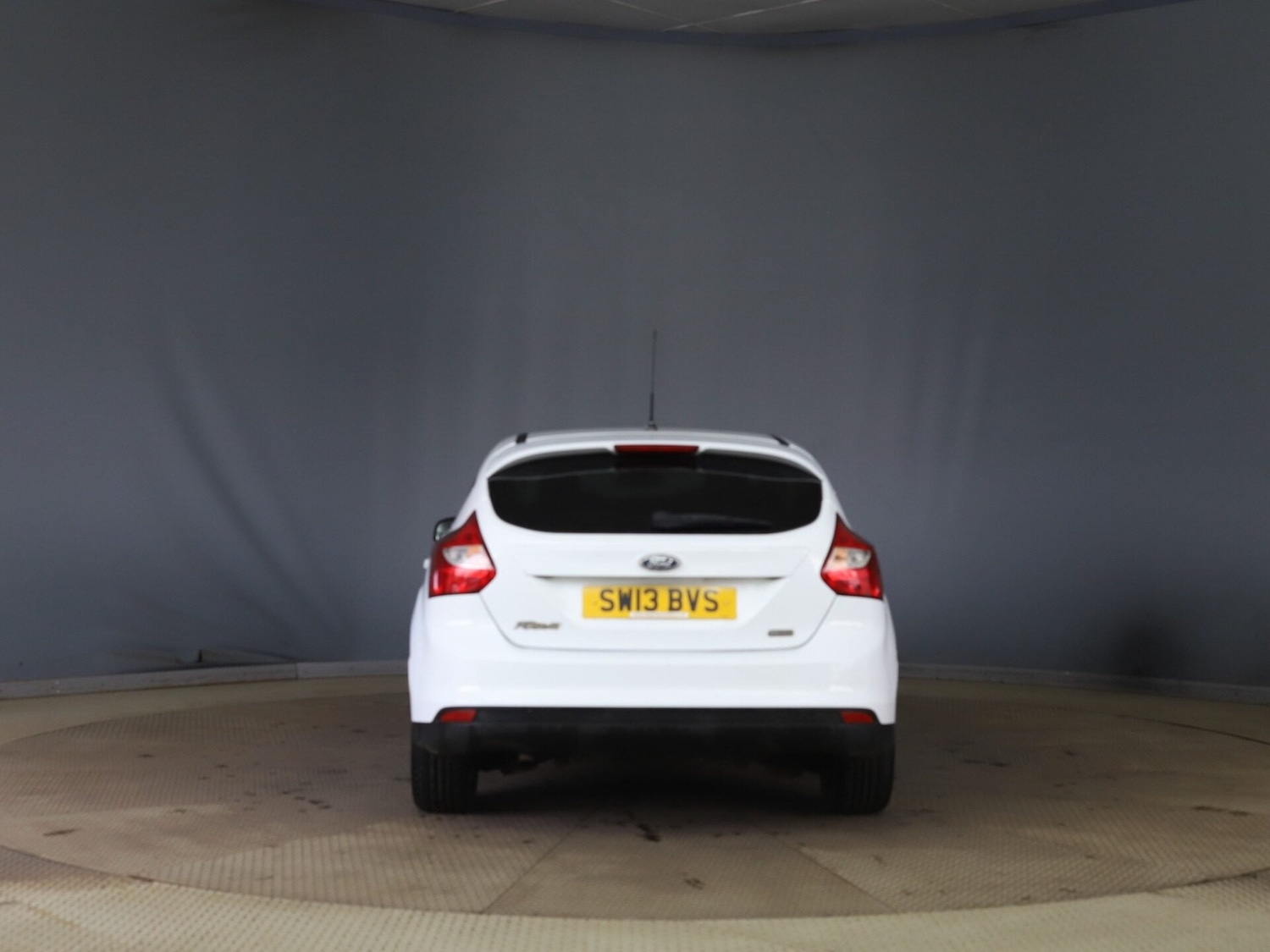 Used Ford Focus 2013 for sale - 77803296: Photo 4