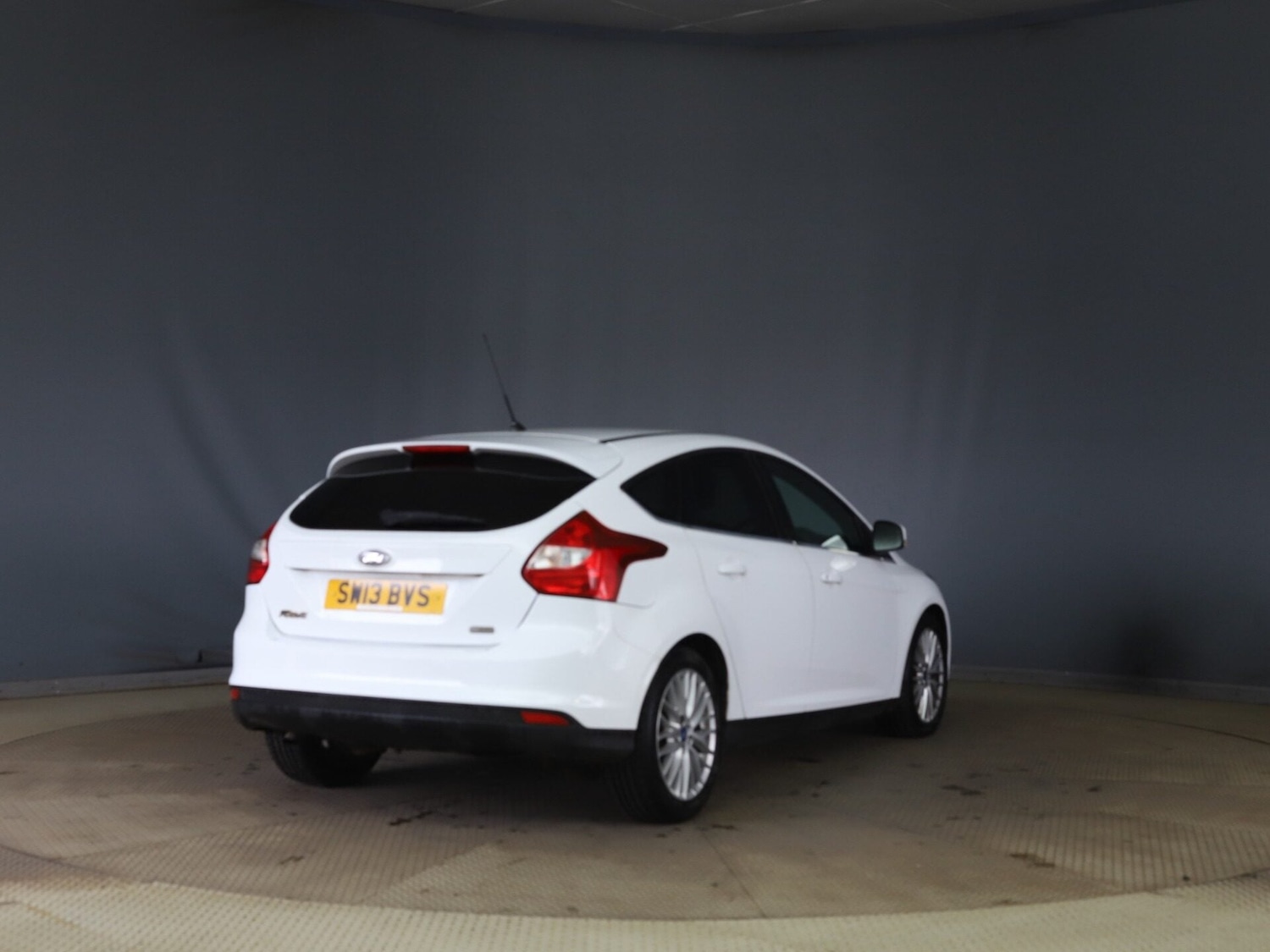 Used Ford Focus 2013 for sale - 77803296: Photo 6