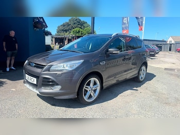 Used Ford Kuga 2015 for sale - 79069393: Photo