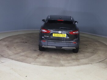 Used Nissan Qashqai 2018 for sale - 77716305: Photo