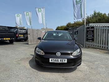 Used Volkswagen Golf 2017 for sale - 75568977: Photo