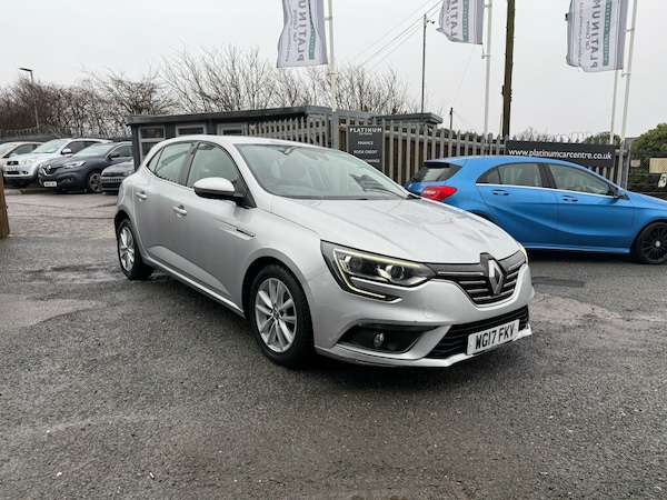 Used Renault Megane 2017 for sale - 74817443: Photo 1