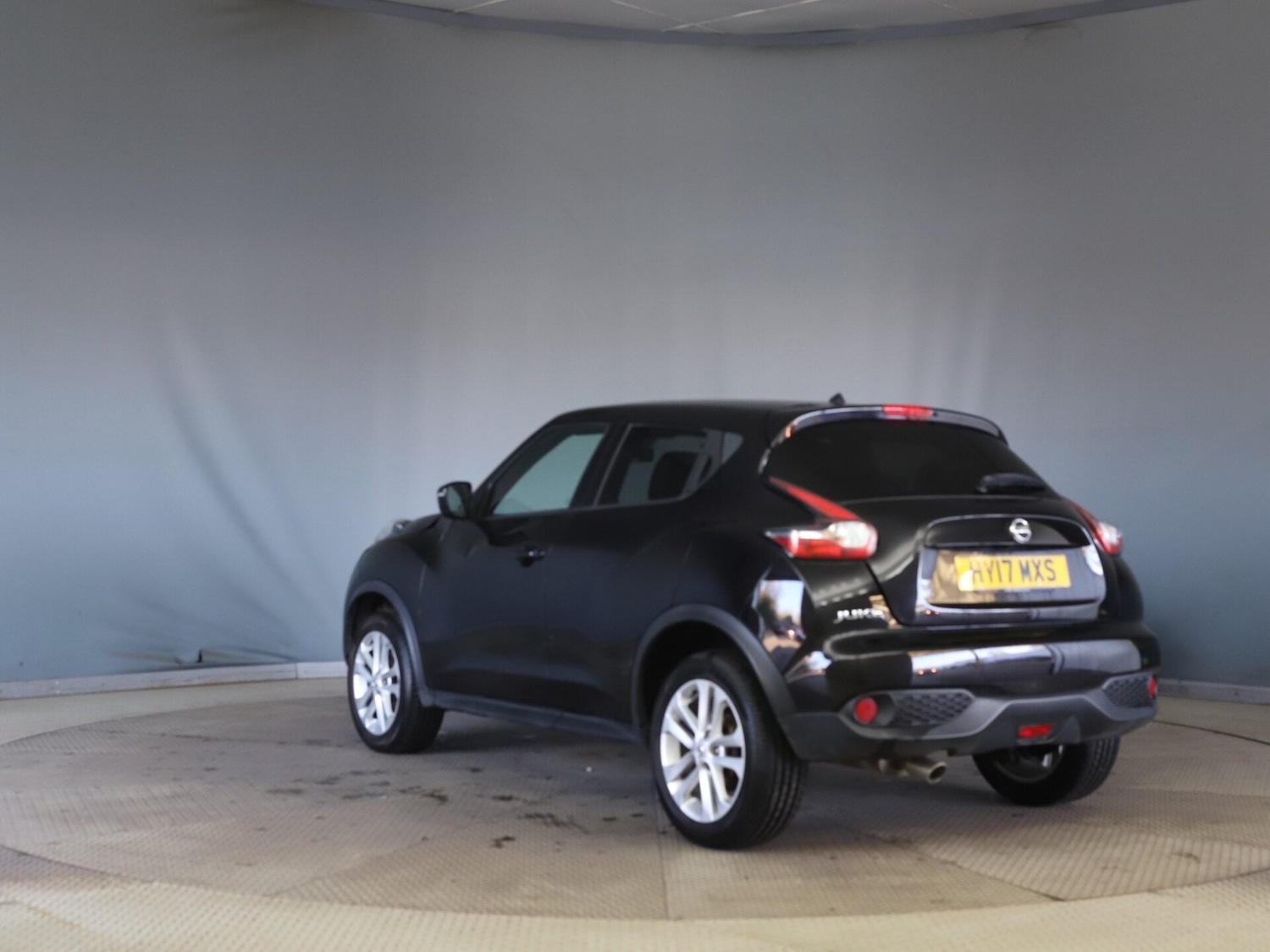 Used Nissan Juke 2017 for sale - 77760735: Photo 5