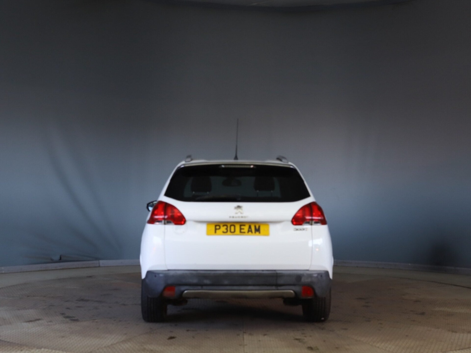 Used Peugeot 2008 2015 for sale - 77677300: Photo 4