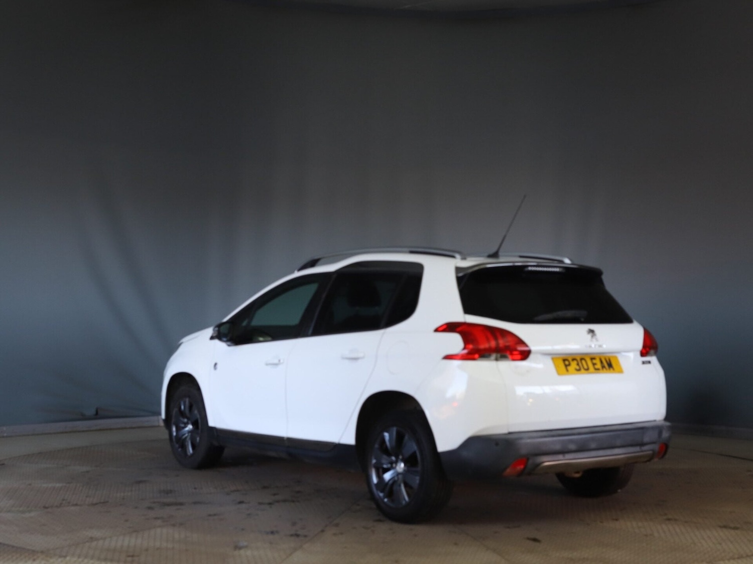 Used Peugeot 2008 2015 for sale - 77677300: Photo 5