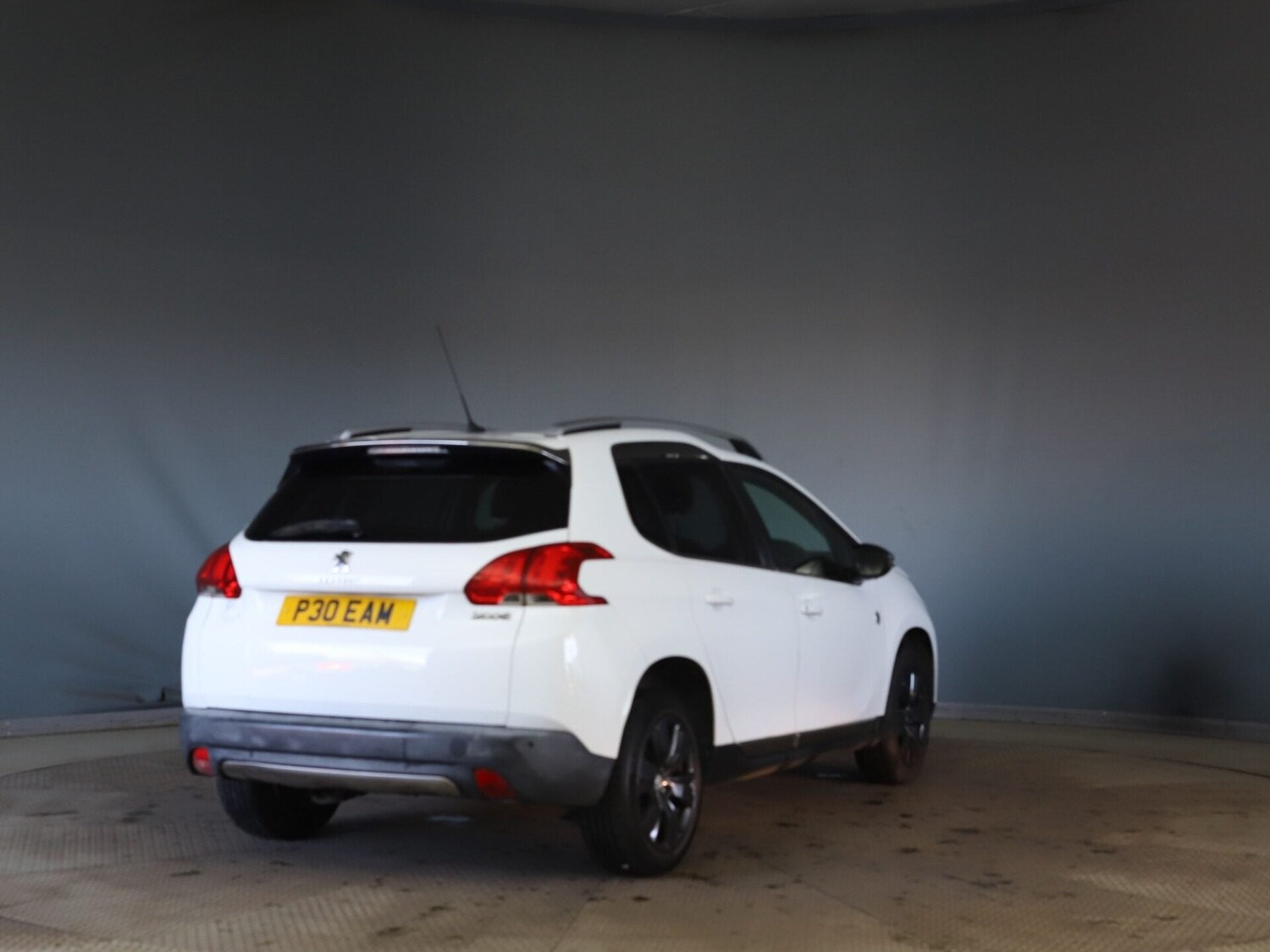 Used Peugeot 2008 2015 for sale - 77677300: Photo 6
