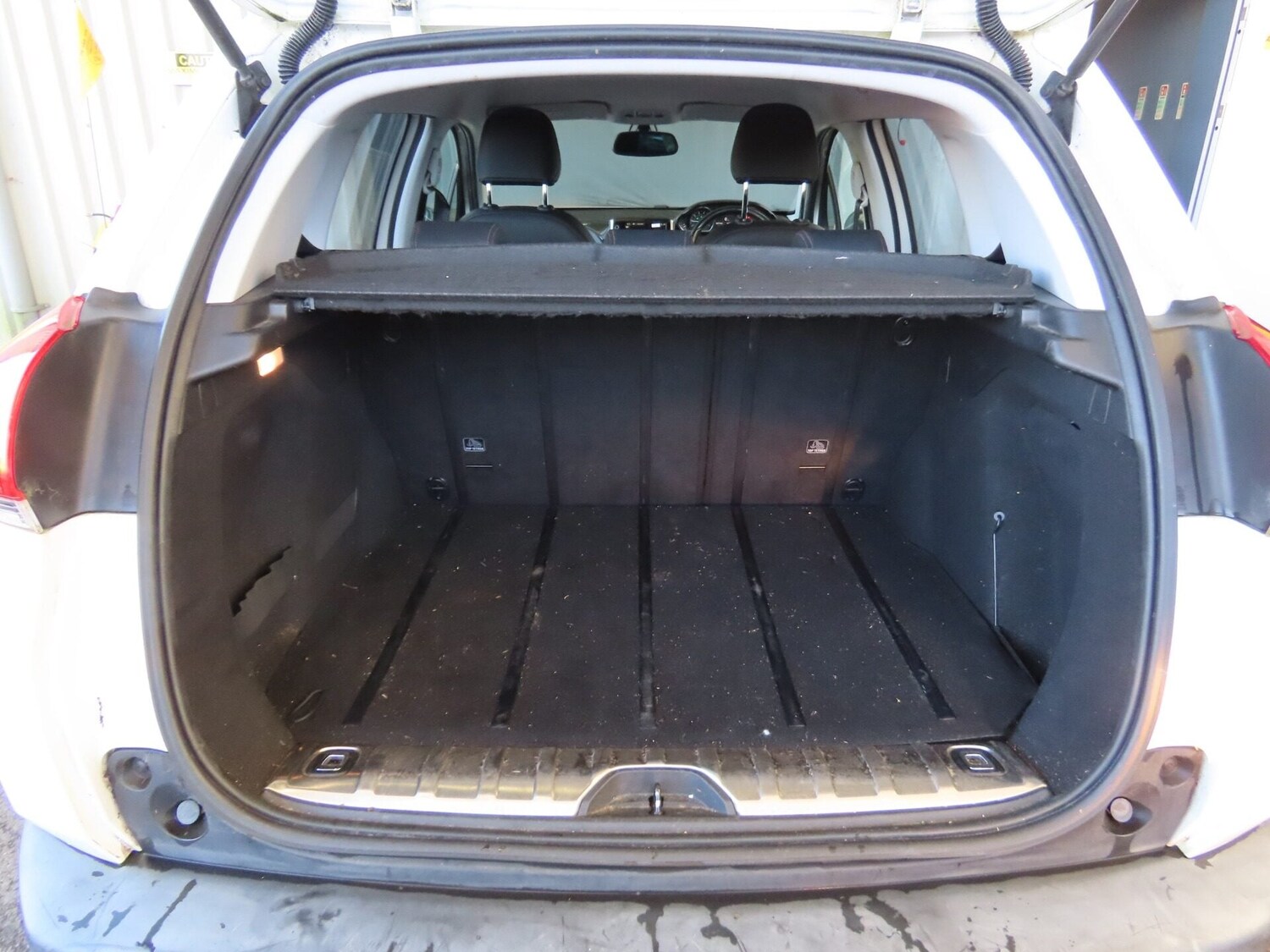 Used Peugeot 2008 2015 for sale - 77677300: Photo 9