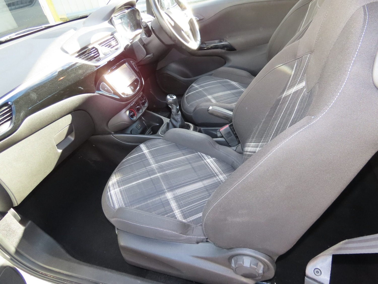 Used Mercedes-Benz E Class 2017 for sale - 77272478: Photo 11