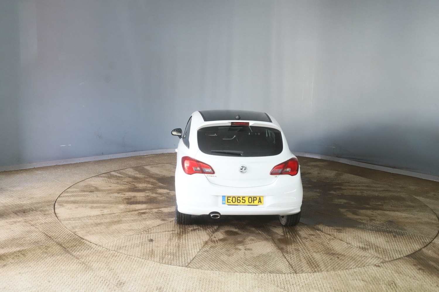 Used Mercedes-Benz E Class 2017 for sale - 77272478: Photo 4