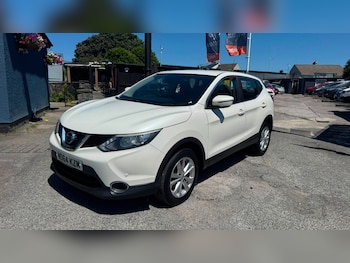 Used Nissan Qashqai 2015 for sale - 79069389: Photo
