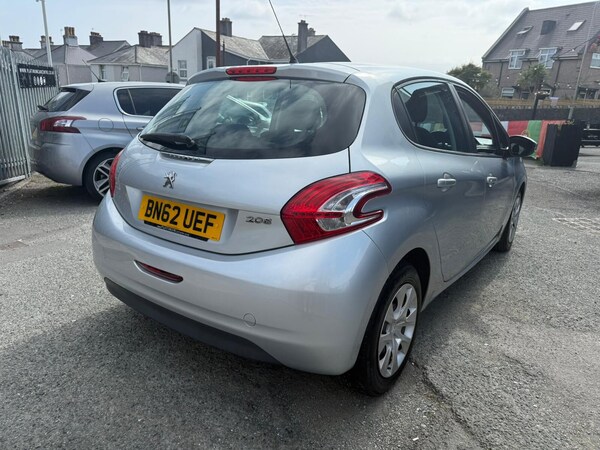 Used Peugeot 208 2012 for sale - 75555926: Photo 4