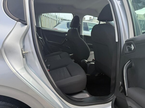 Used Peugeot 208 2012 for sale - 75555926: Photo 9
