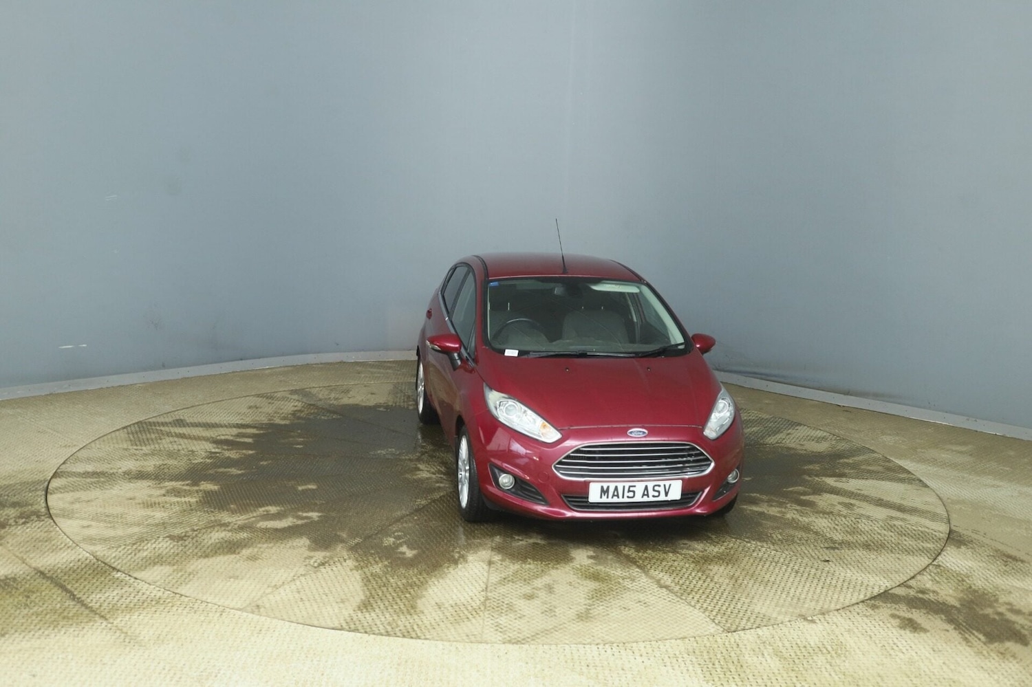 Used Ford Fiesta 2015 for sale - 77351281: Photo 2