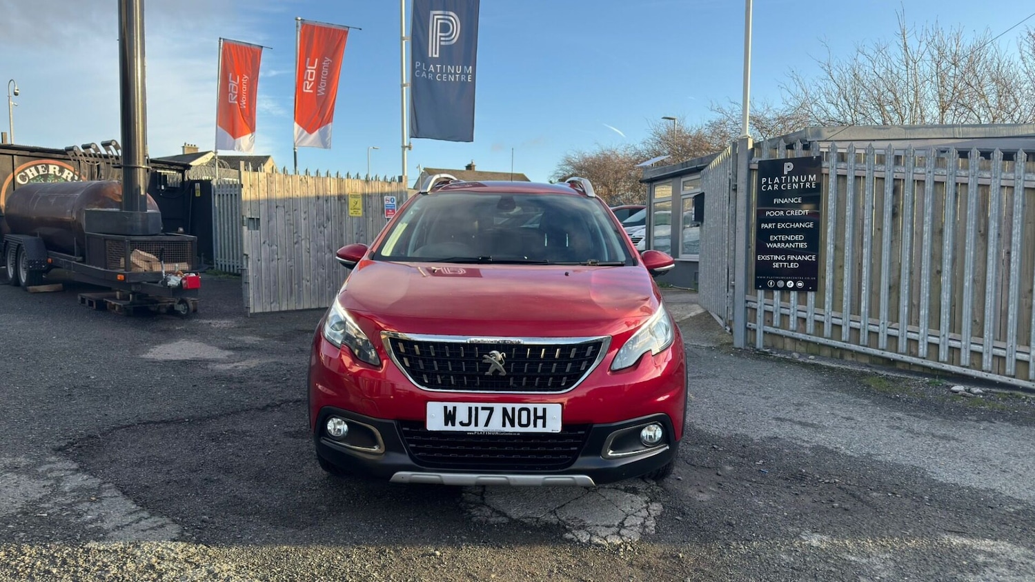 Used Peugeot 2008 2017 for sale - 77268667: Photo 2