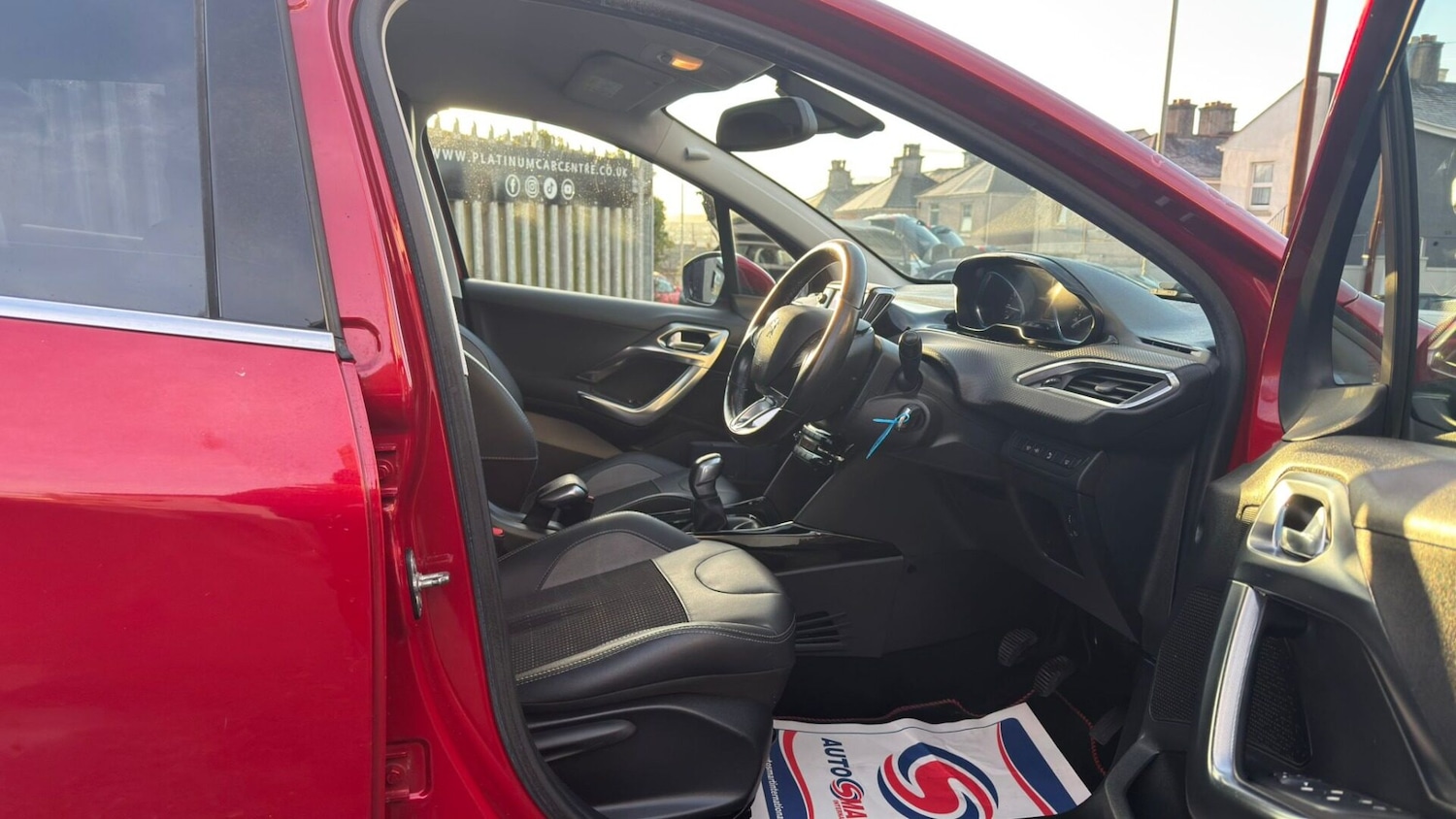 Used Peugeot 2008 2017 for sale - 77268667: Photo 7