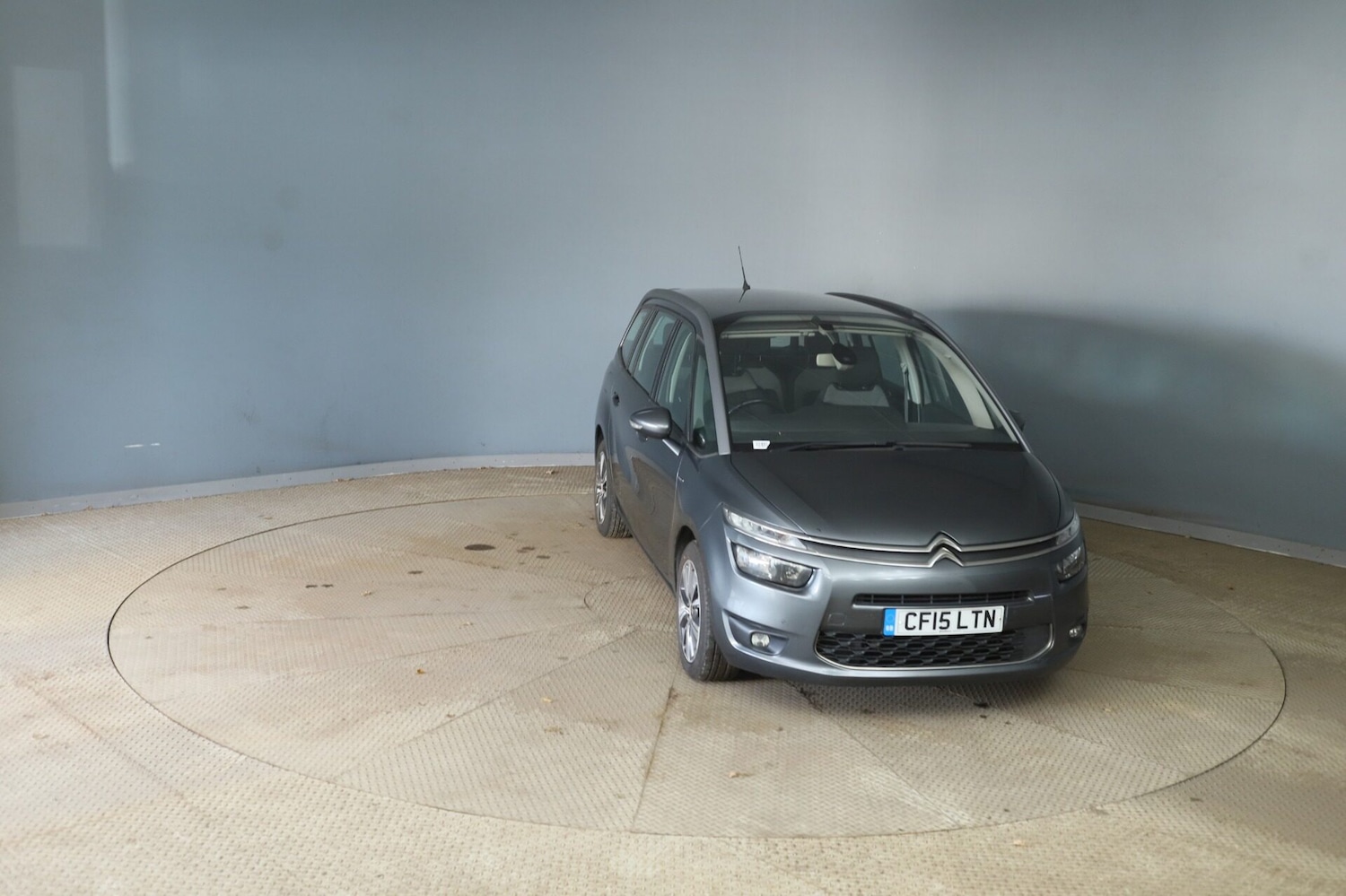 Used Citroen C4 Grand Picasso 2015 for sale - 76403331: Photo 2