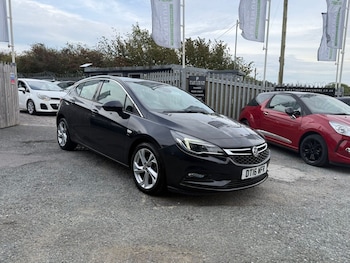 2016 - SRI NAV 5-Door