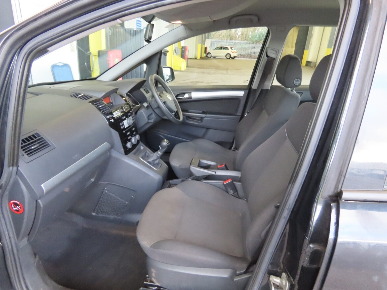 Used Vauxhall Zafira 2014 for sale - 77716318: Photo 11
