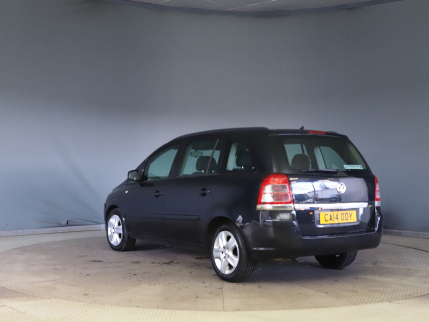 Used Vauxhall Zafira 2014 for sale - 77716318: Photo 5