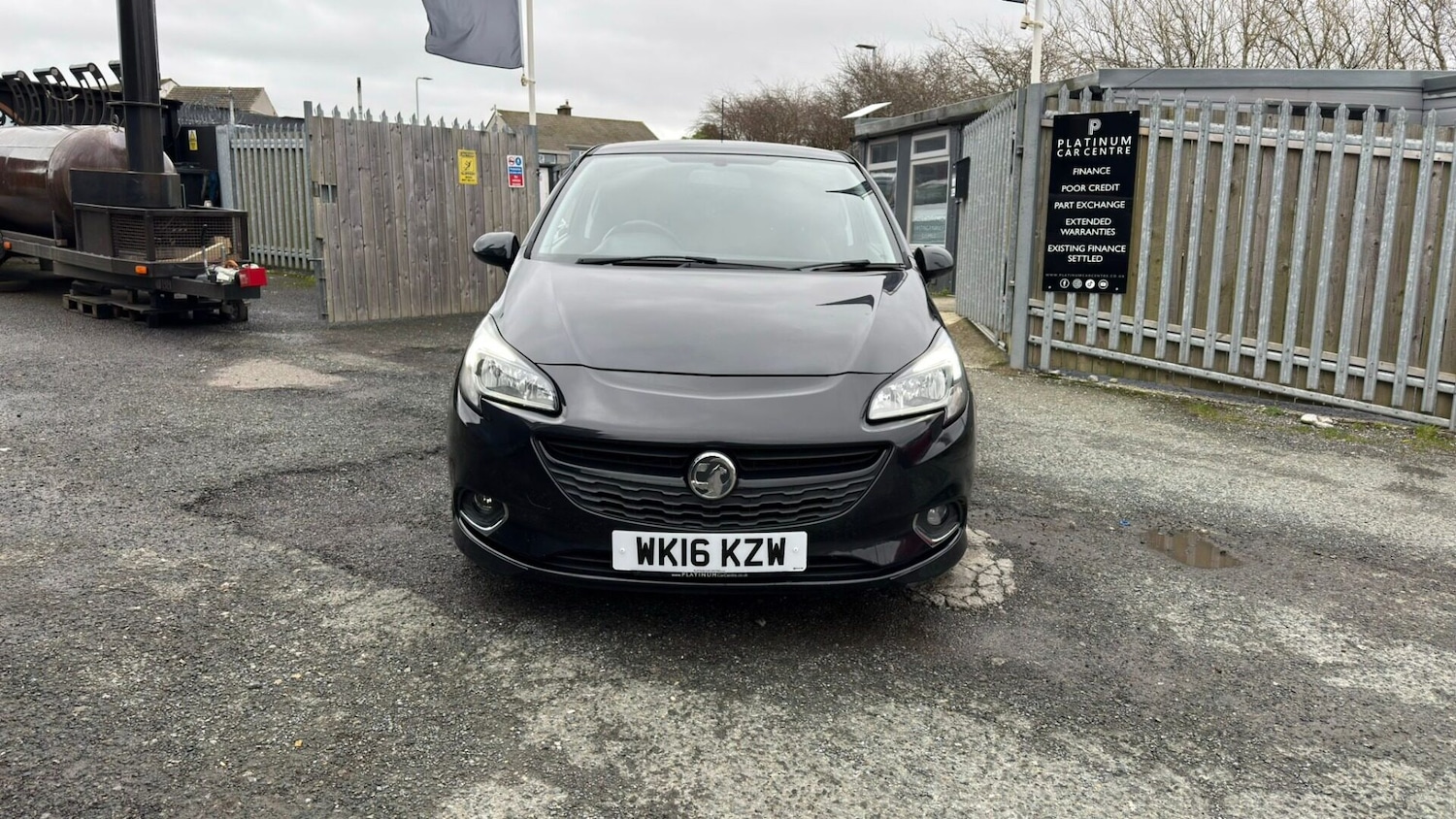 Used Vauxhall Corsa 2016 for sale - 77747858: Photo 2