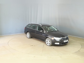 Used Skoda Superb 2013 for sale - 79152689: Photo