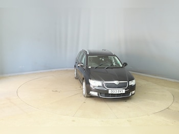 Used Skoda Superb 2013 for sale - 79152689: Photo