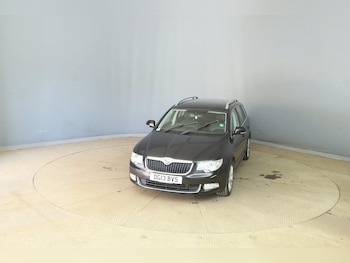 Used Skoda Superb 2013 for sale - 79152689: Photo