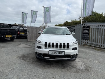 Used Jeep Cherokee 2015 for sale - 75425625: Photo