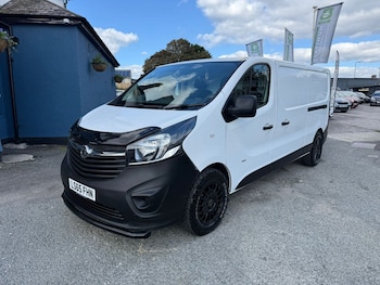 Used Vauxhall Vivaro 2015 for sale - 76035670: Photo