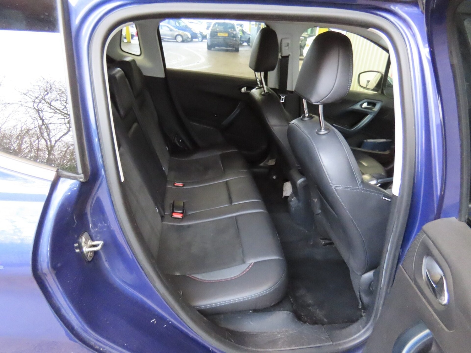 Used Peugeot 2008 2015 for sale - 77677303: Photo 8