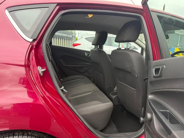 Used Ford Fiesta 2014 for sale - 75426136: Photo 9