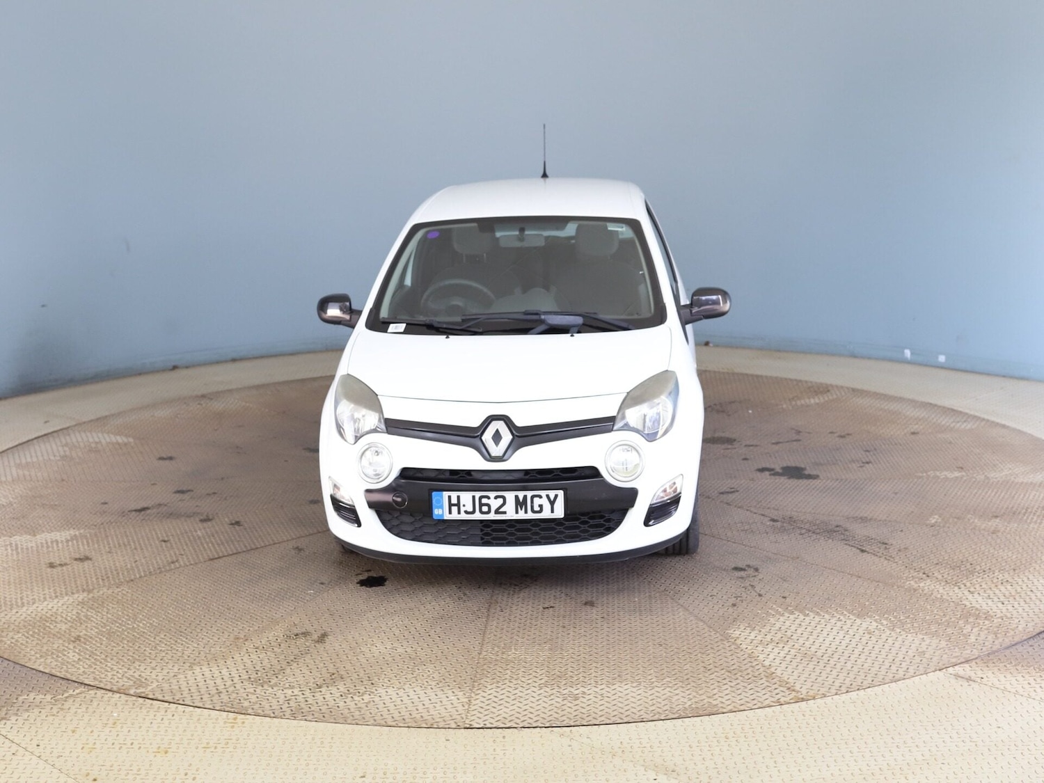 Used Renault Twingo 2012 for sale - 77760731: Photo 2