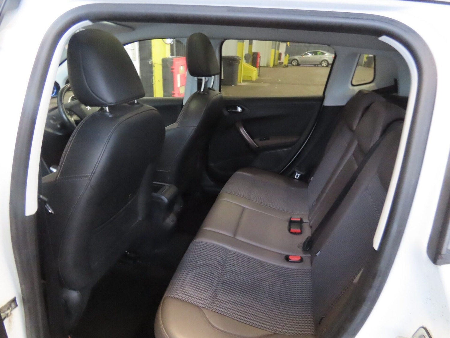 Used Peugeot 2008 2014 for sale - 77490811: Photo 7