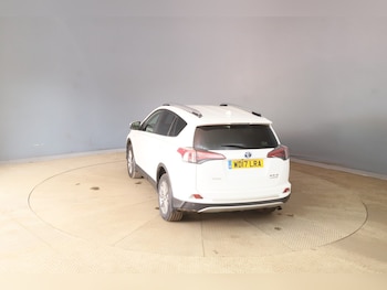 Used Toyota RAV4 2017 for sale - 75568970: Photo