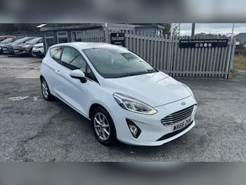 Used Ford Fiesta 2018 for sale - 79419910: Photo