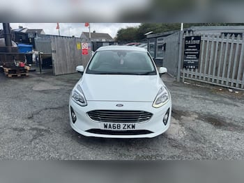 Used Ford Fiesta 2018 for sale - 79419910: Photo