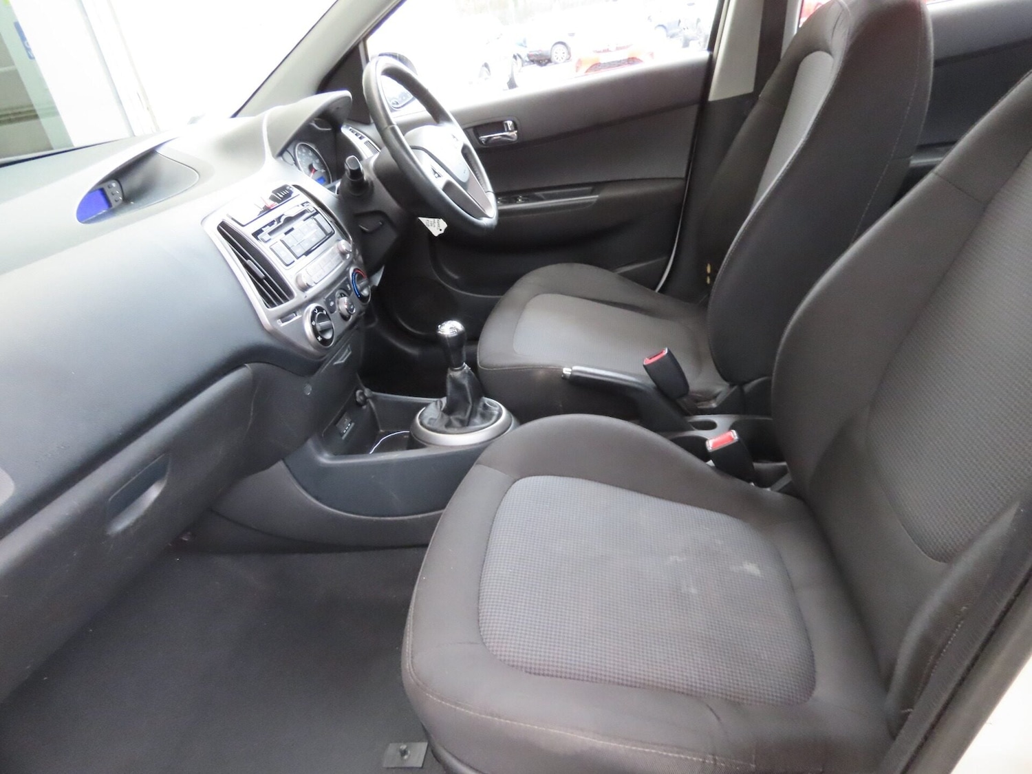 Used Hyundai i20 2013 for sale - 77663583: Photo 10