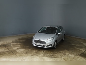 Used Ford Fiesta 2015 for sale - 77272450: Photo