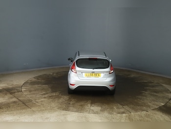 Used Ford Fiesta 2015 for sale - 77272450: Photo