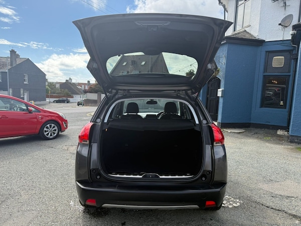 Used Peugeot 2008 2016 for sale - 76106774: Photo 10