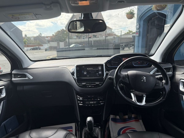 Used Peugeot 2008 2016 for sale - 76106774: Photo 8