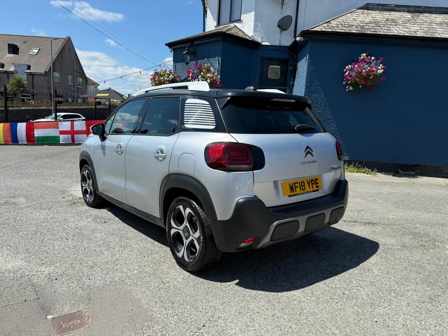 Vehicle 5