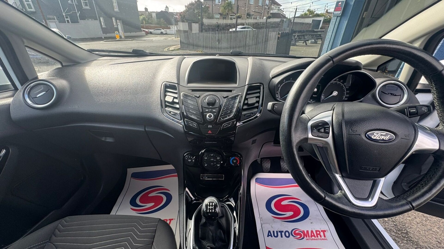 Used Ford Fiesta 2014 for sale - 76343811: Photo 10
